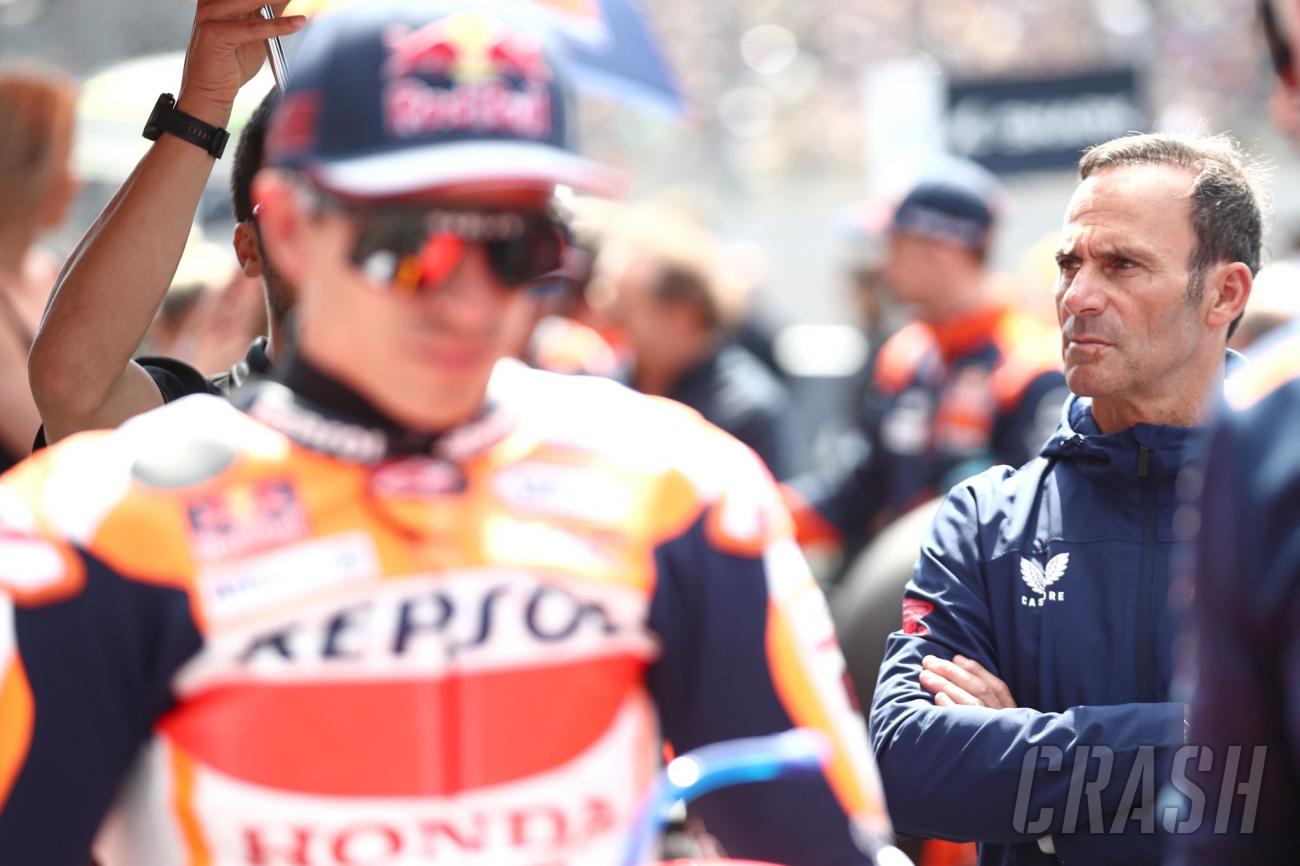 La defensa de Alberto Puig por Marc Márquez: “La gente honesta tiene pocos amigos” |  MotoGP