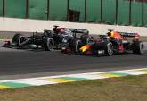 Horner: la defensa de Verstappen en la curva 4 en Hamilton fue 'justa'
