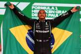 Hamilton ultrapassou Verstappen para a vitória crucial na F1 do Brasil