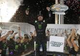 Kurt Busch victorious over brother Kyle in overtime finish at Kentucky