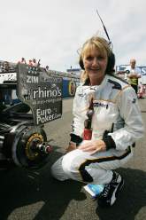 11.06.2006 Silverstone, England, . Louise Goodman (GBR) ITV-F1, is a Midland MF1 Racing pit crew mem