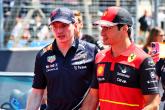 (L to R): Max Verstappen (NLD) Red Bull Racing and Carlos Sainz Jr (ESP) Ferrari on the drivers parade. Formula 1 World