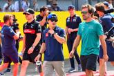 (L to R): Yuki Tsunoda (JPN) AlphaTauri and Fernando Alonso (ESP) Aston Martin F1 Team on the drivers' parade. Formula 1