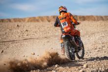 'Heavy crash' for Petrucci during curtailed Dakar Stage 6