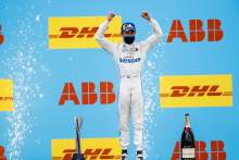 De Vries claims Valencia Formula E victory in bizarre circumstances 