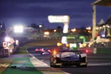 #7 Toyota reclaims lead as night falls at Le Mans