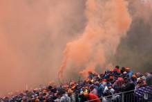F1 drivers urge Dutch GP fans to keep flare use to a minimum