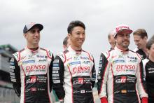 Alonso, Buemi, Nakajima mengklaim gelar WEC di Le Mans