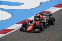 Drugovich mengambil kemenangan balapan fitur F2 yang dominan di Bahrain di depan Illot