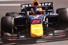 F2 Arab Saudi: Lawson Menangi Sprint Race yang Penuh Insiden