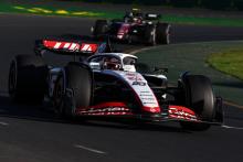 F1 fan struck by flying debris from Magnussen’s car in Australian GP