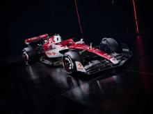 Alfa Romeo becomes final F1 team to unveil livery for 2022