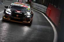 iDan Cammish (GBR) Halfords Yuasa Racing Honda Civic Type R 