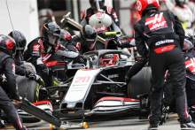 Kedua pembalap F1 Haas memberikan penalti 10 detik untuk F1 GP Hungaria