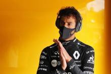 Ricciardo: "Putus asa" Stroll layak mendapat penalti untuk langkah F1 Styrian GP