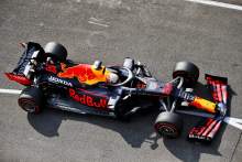 Max Verstappen (NLD) Red Bull Racing RB16.