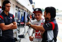 Ferrucci tetap di program Haas F1