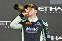 GP3: Niederhauser excluded, loses race 2 win