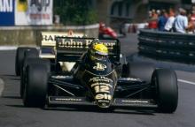 Fans to have say as Lotus goes back to black