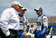 Hendrick recovering from plane crash injuries