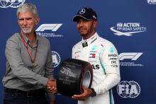  - Qualifying, Damon Hill (GBR) and Lewis Hamilton (GBR) Mercedes AMG F1 W09 pole