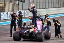 Race winner and World Champion Max Verstappen (NLD) Red Bull Racing RB16B celebrates in parc