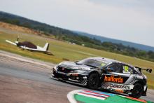 Gordon Shedden (GBR) - Halfords Racing with Cataclean Honda Civic Type