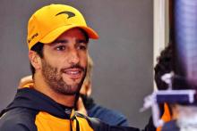 Daniel Ricciardo (AUS) McLaren. Formula 1 World Championship, Rd 18, Japanese Grand Prix, Suzuka, Japan, Practice Day.
-