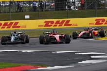 Charles Leclerc (MON) Ferrari SF-23 and George Russell (GBR) Mercedes AMG F1 W14 battle for position. Formula 1 World
