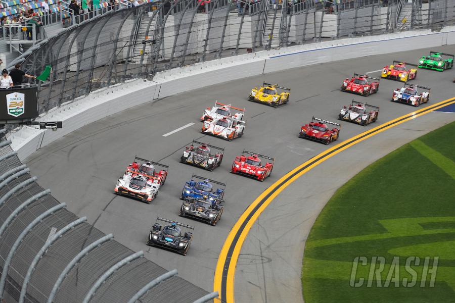 When is the 2019 Rolex 24 at Daytona 