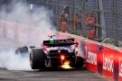 Yuki Tsunoda crashes out at the start of the Mexico City GP 