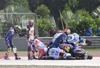 Alcoba triggers pile-up at Indian Moto2 Grand Prix