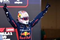 1st place Max Verstappen (NLD) Red Bull Racing. Formula 1 World Championship, Rd 17, Japanese Grand Prix, Suzuka, Japan,