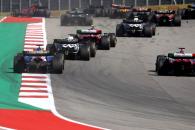 Alexander Albon (THA) Williams Racing FW45 at the start of the race. Formula 1 World Championship, Rd 19, United States