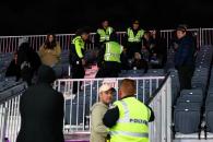 Police eject fans from the grandstands before the start of FP2. Formula 1 World Championship, Rd 22, Las Vegas Grand