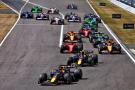 Max Verstappen (NLD) Red Bull Racing RB20 leads at the start of the race. Formula 1 World Championship, Rd 4, Japanese